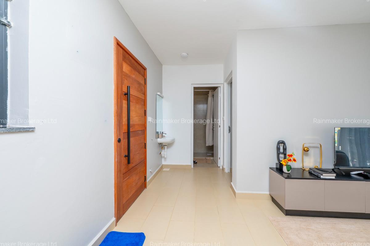 1 Bed Apartment with Lift in Kitisuru - 5