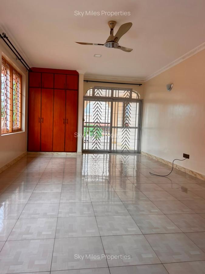 4 Bed House with En Suite at Mtwapa - 9