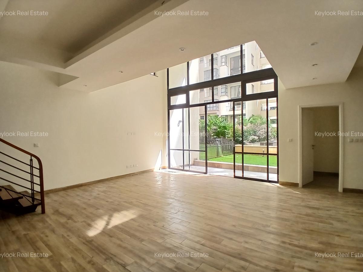 4 Bed Apartment with En Suite at Riverside Drive - 7