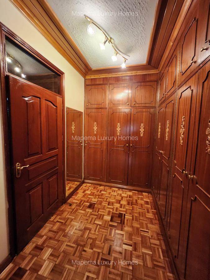 5 Bed House with En Suite at Hardy Area - 14