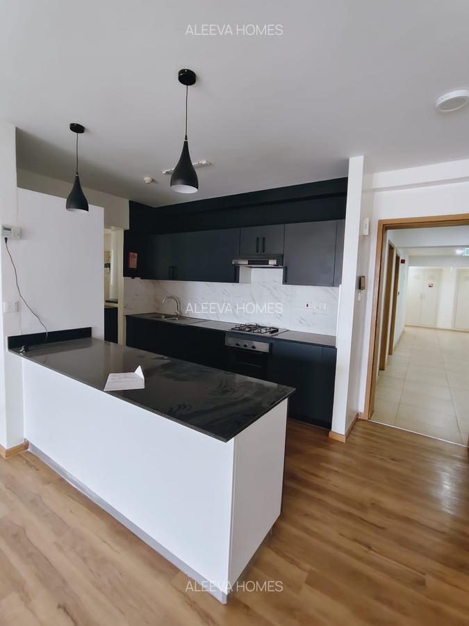 2 Bed Apartment with En Suite in Garden Estate - 4