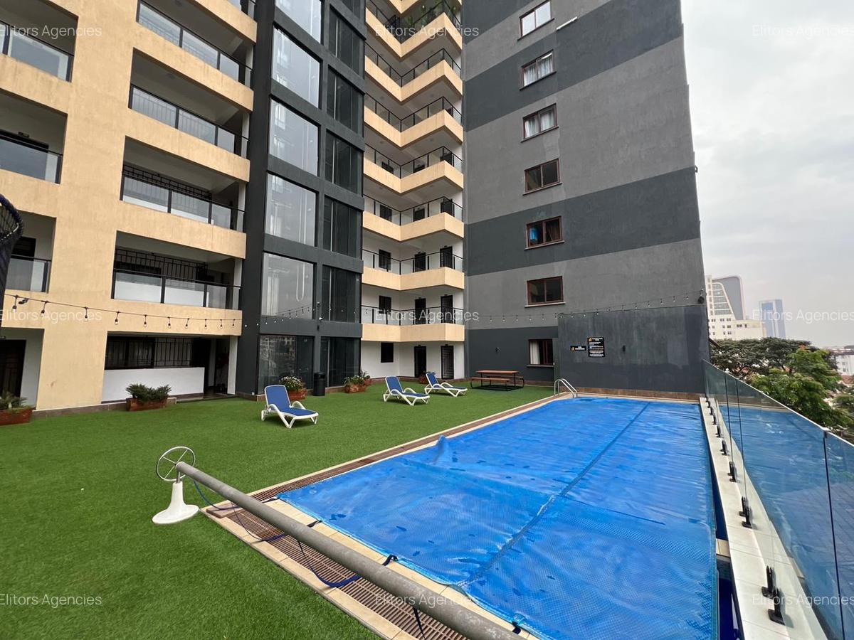3 Bed Apartment with En Suite at Lantana Road - 18