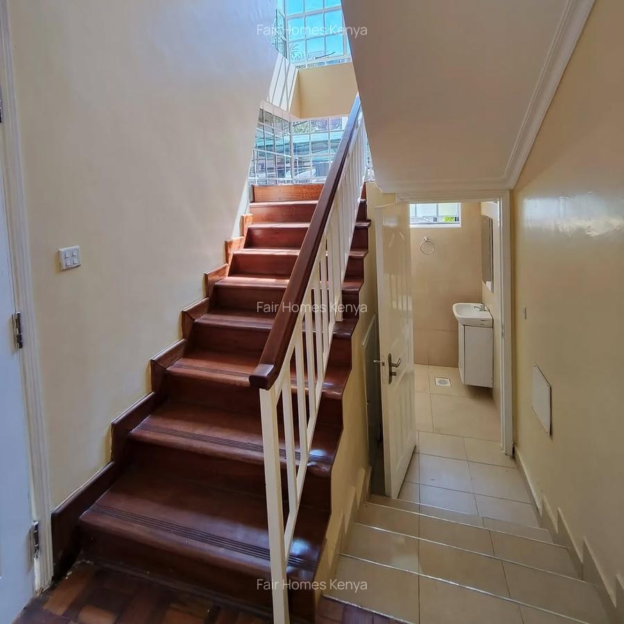 5 Bed Townhouse with En Suite at Kaputei Gardens - 10