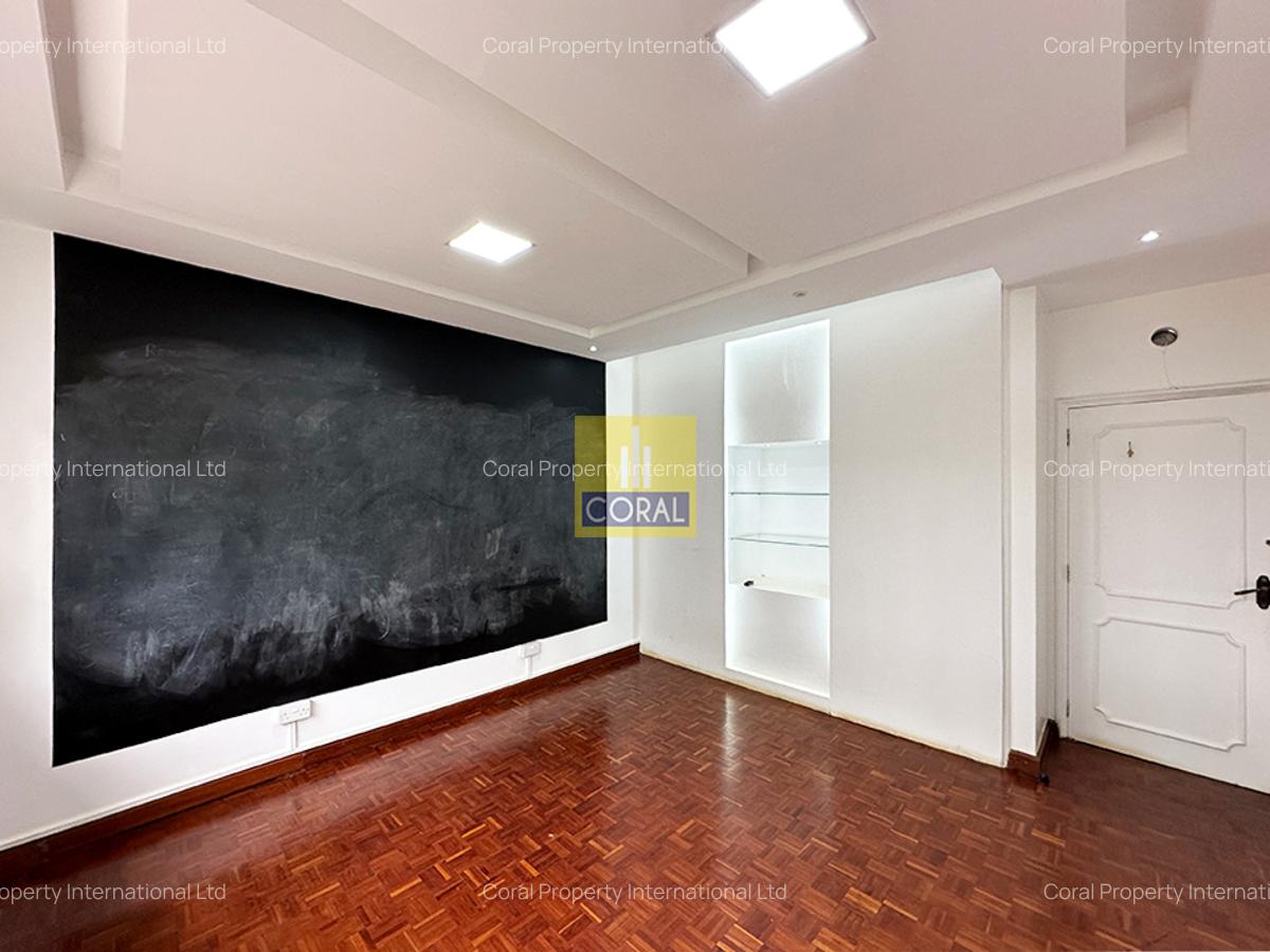 1,300 ft² Office with Fibre Internet in Kyuna - 2