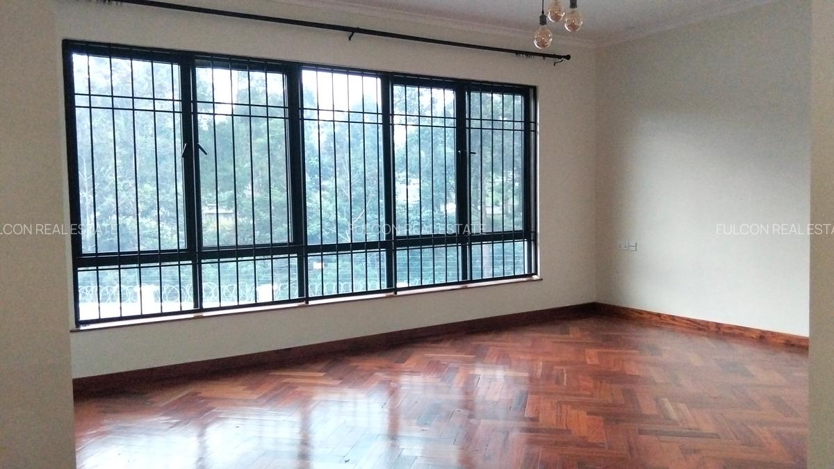 6 Bed Villa with En Suite in Loresho - 4