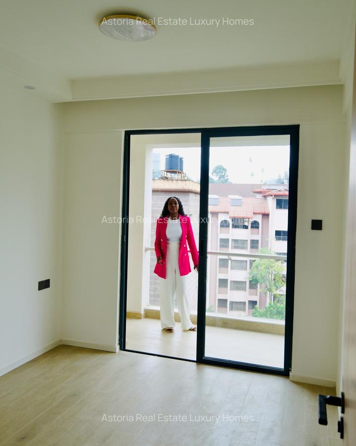 2 Bed Apartment with En Suite at 2026-250 - 20