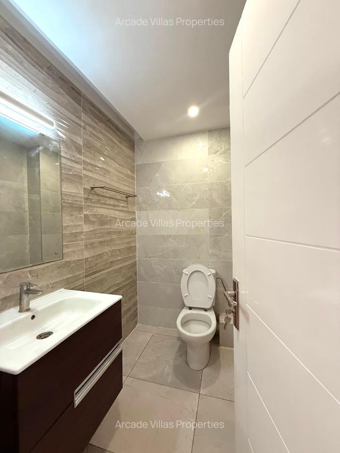 4 Bed Apartment with En Suite in Kileleshwa - 8