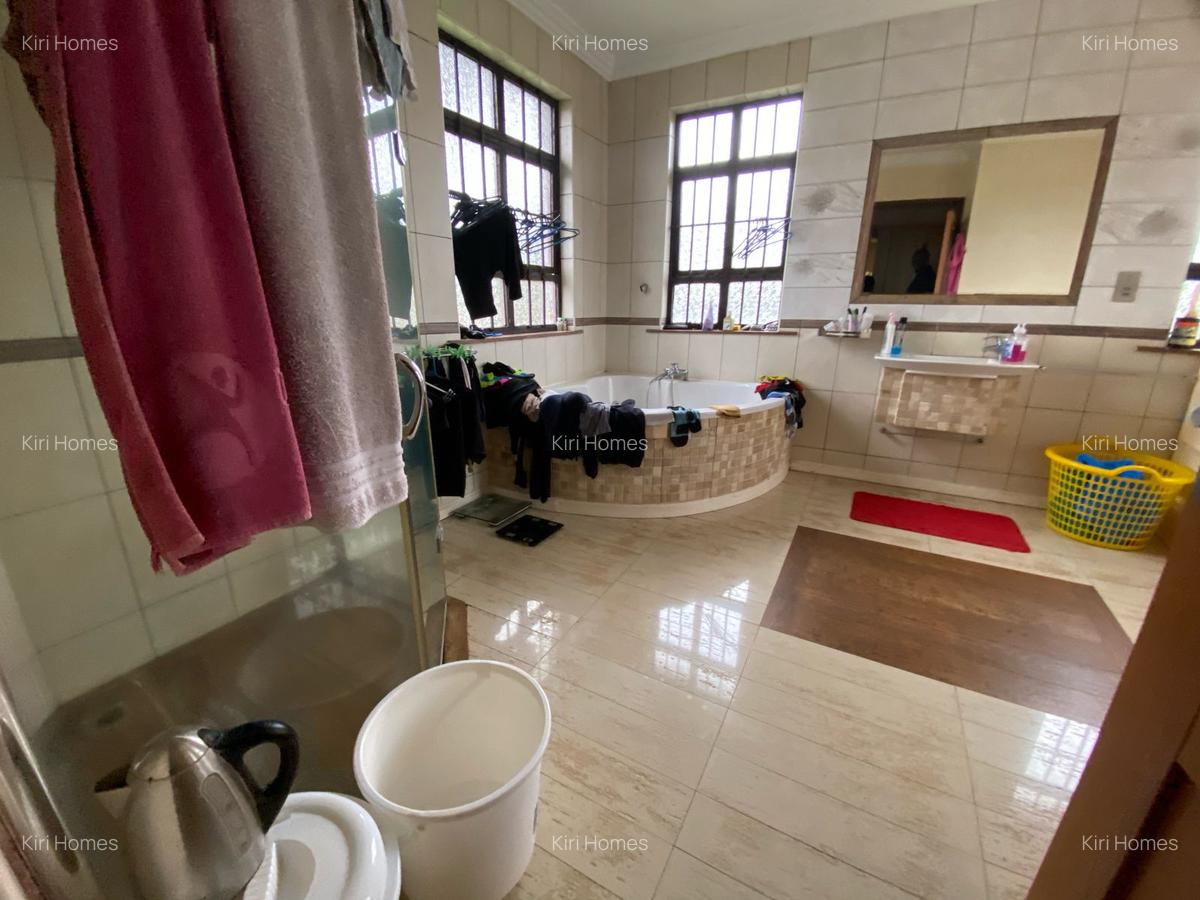 4 Bed Townhouse with En Suite in Runda - 15