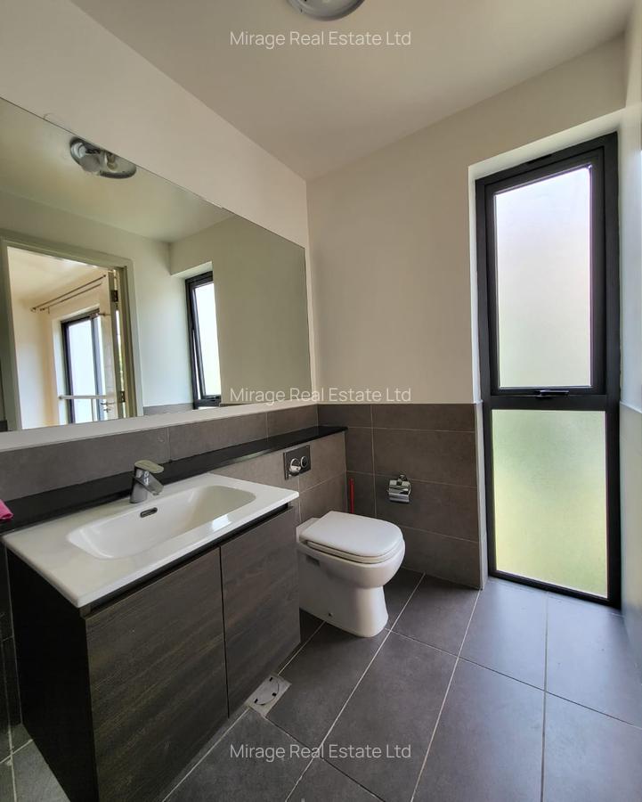 2 Bed Apartment with Swimming Pool in Garden Estate - 11
