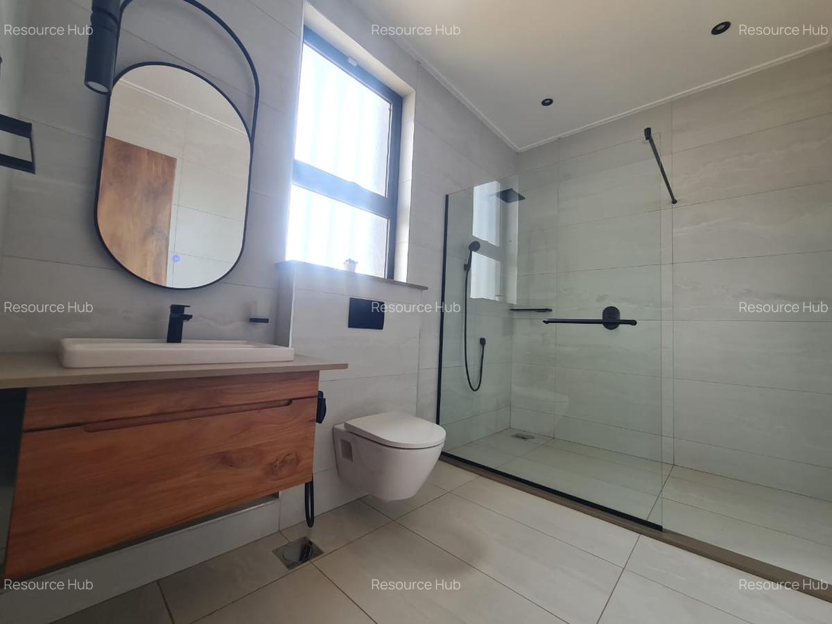 4 Bed Townhouse with En Suite at Loresho - 19