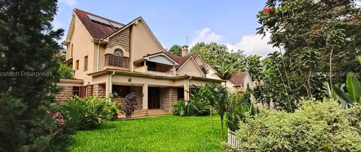 4 Bed Townhouse with En Suite in Rosslyn - 1