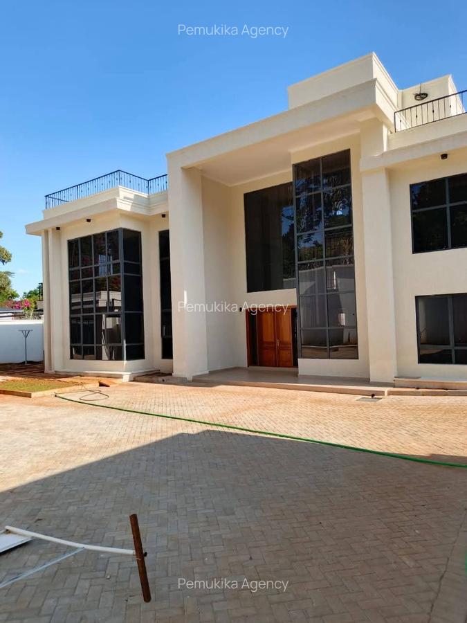 6 Bed Townhouse with En Suite in Loresho - 14