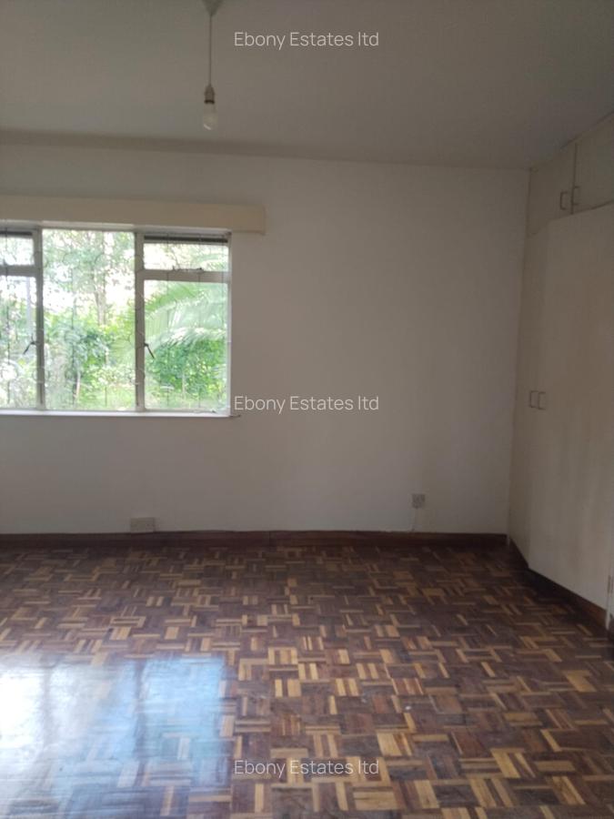 4 Bed Townhouse with En Suite in Lavington - 2