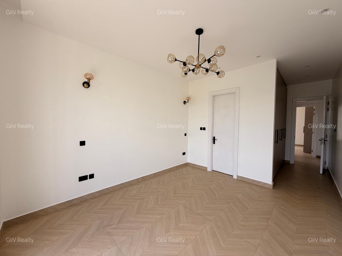 2 Bed Apartment with Borehole in Runda - 13