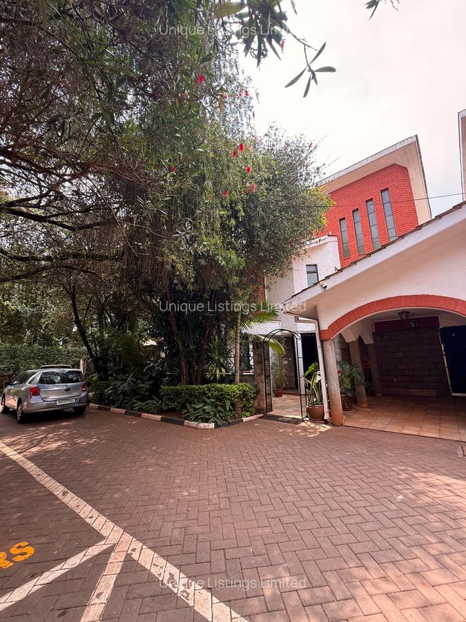 5 Bed Townhouse with Staff Quarters in Riverside - 17