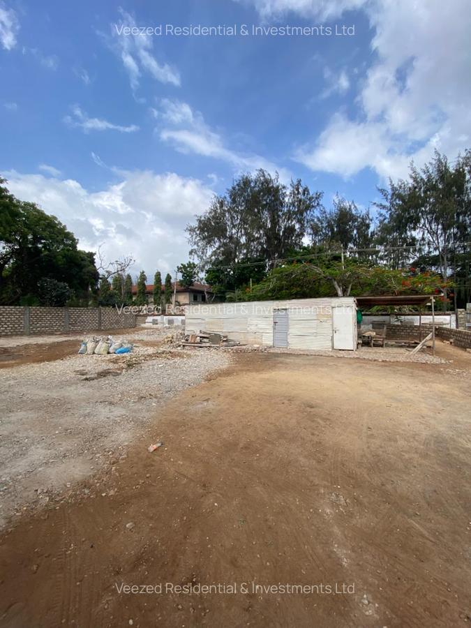 Residential Land in Nyali Area - 2