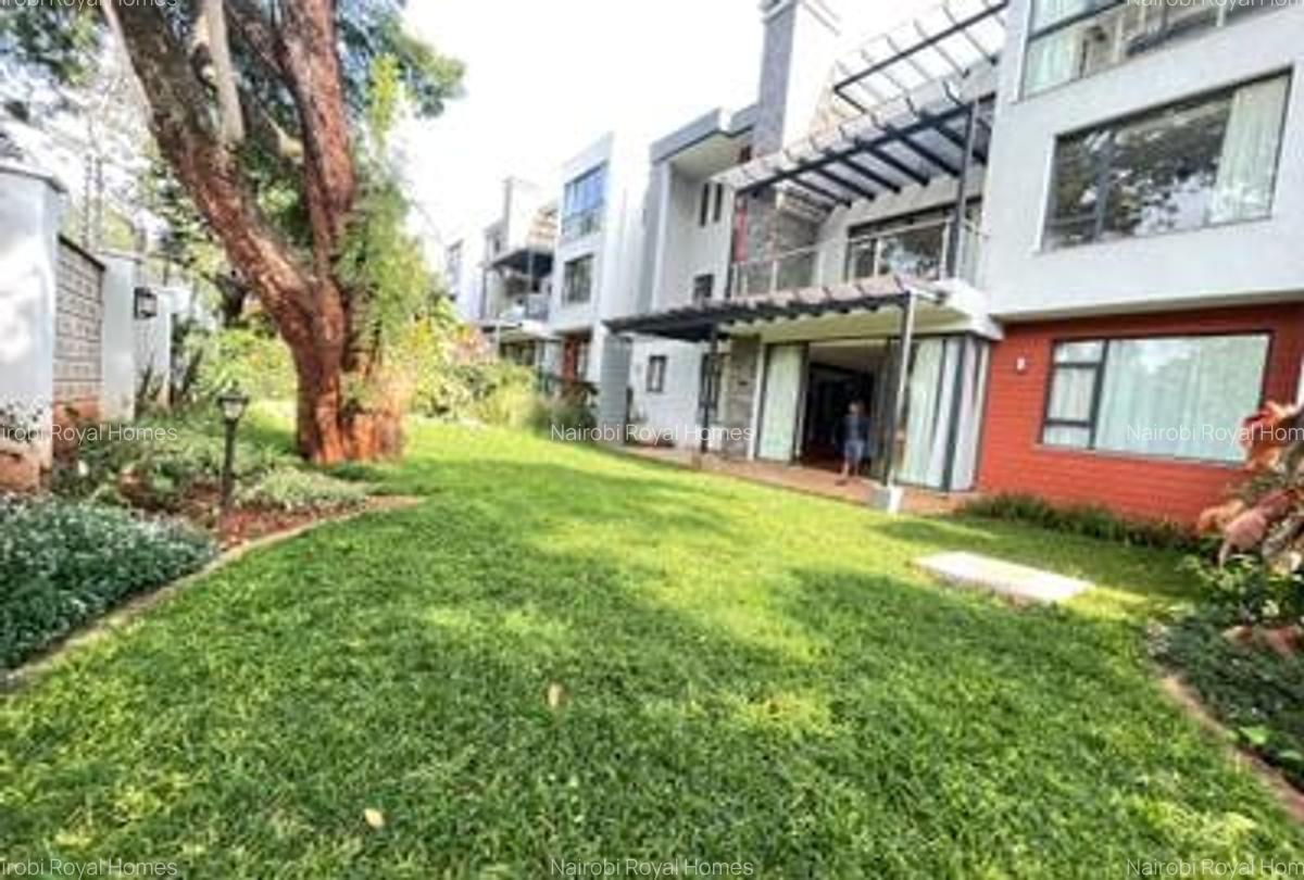 4 Bed Townhouse with En Suite at Lavington Green - 1