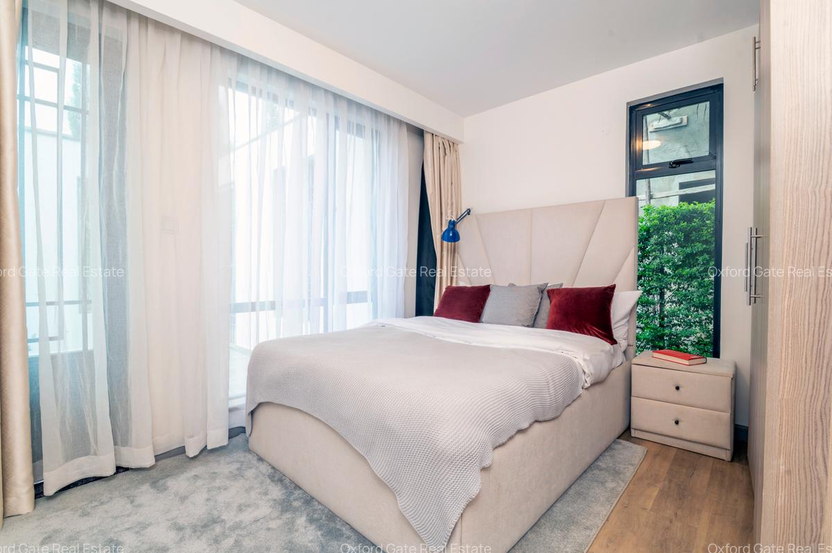 4 Bed Townhouse with En Suite at Brookview - 12