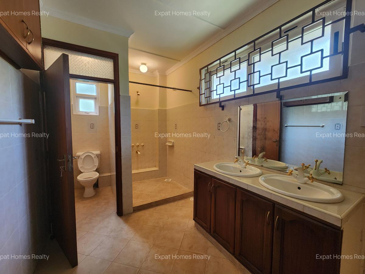 4 Bed Villa with Staff Quarters at 1 - 14