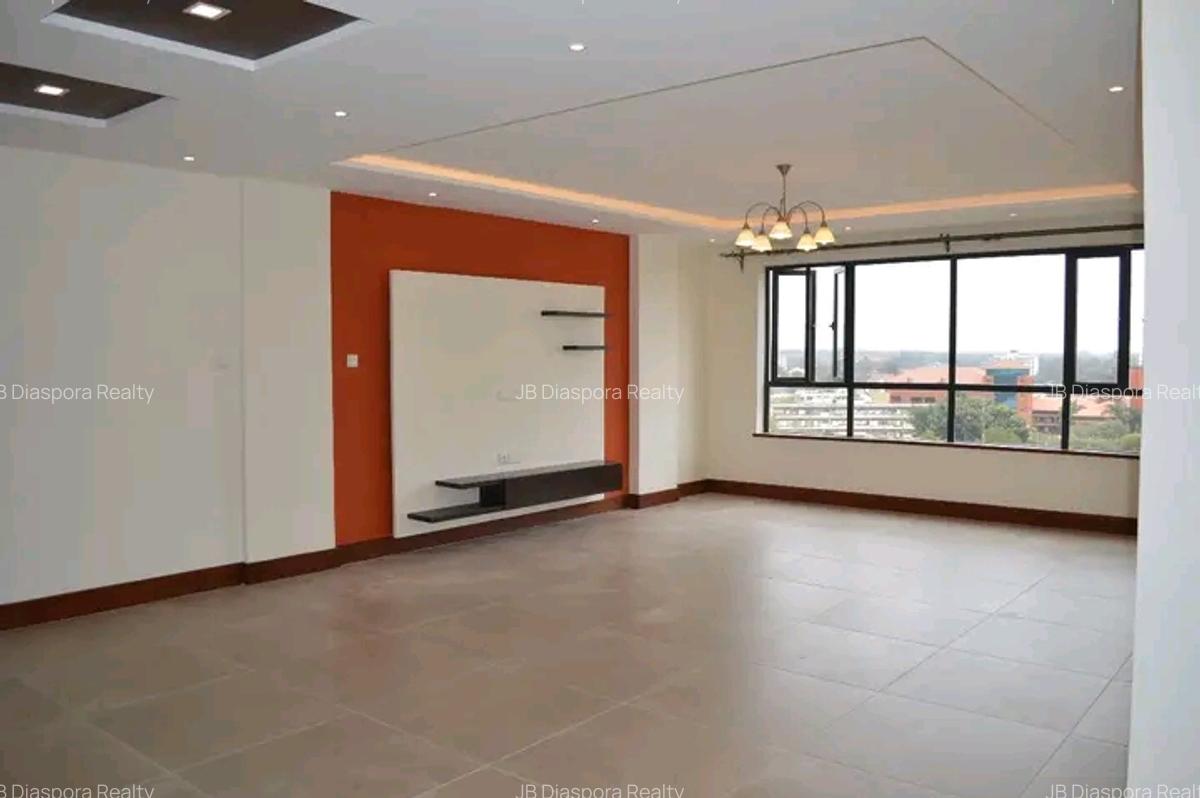3 Bed Apartment with En Suite at 2Nd Parklands Avenue - 1