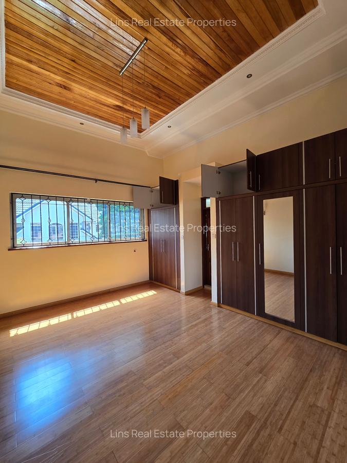 4 Bed Townhouse with En Suite in Runda - 20