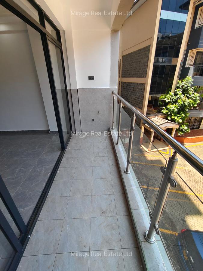 1 Bed Apartment with Gym in Kileleshwa - 2