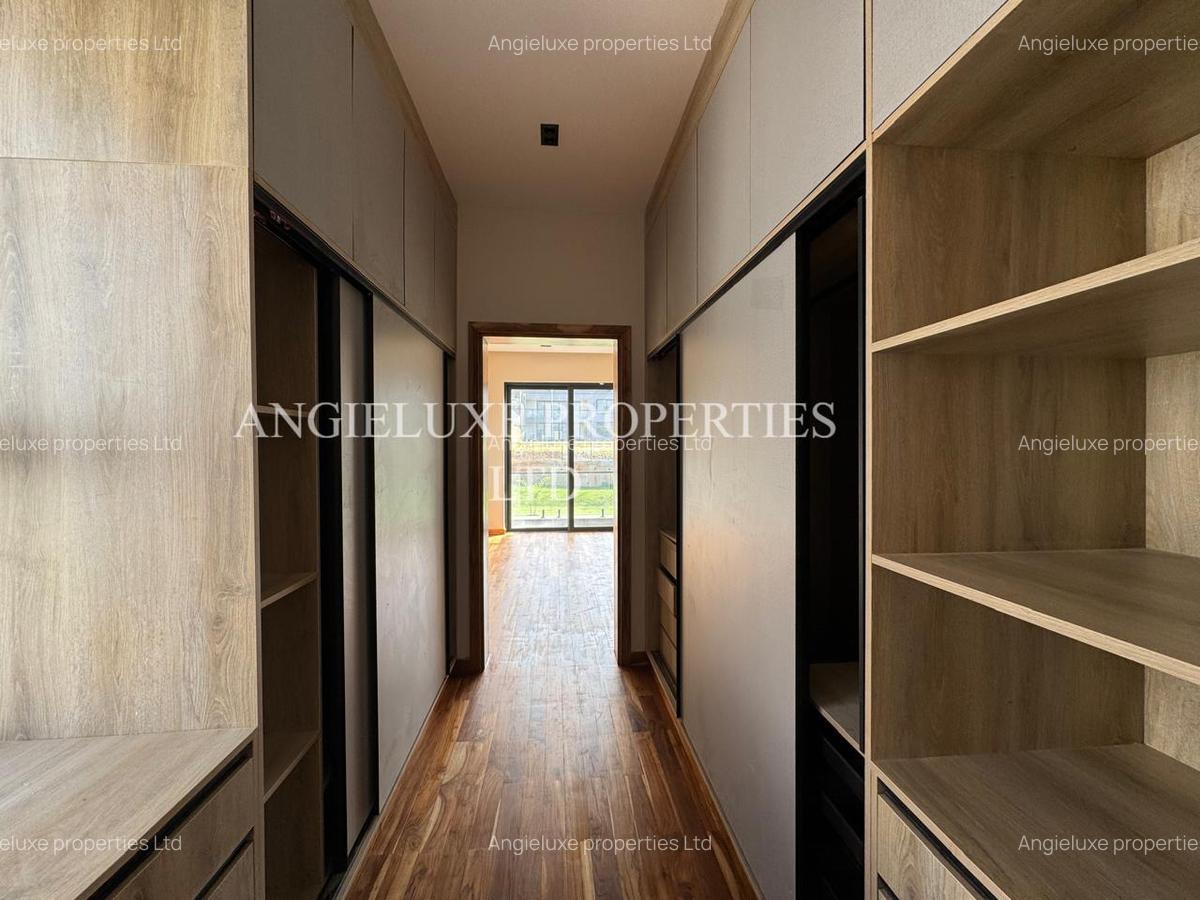 4 Bed Townhouse with En Suite at Loresho - 18