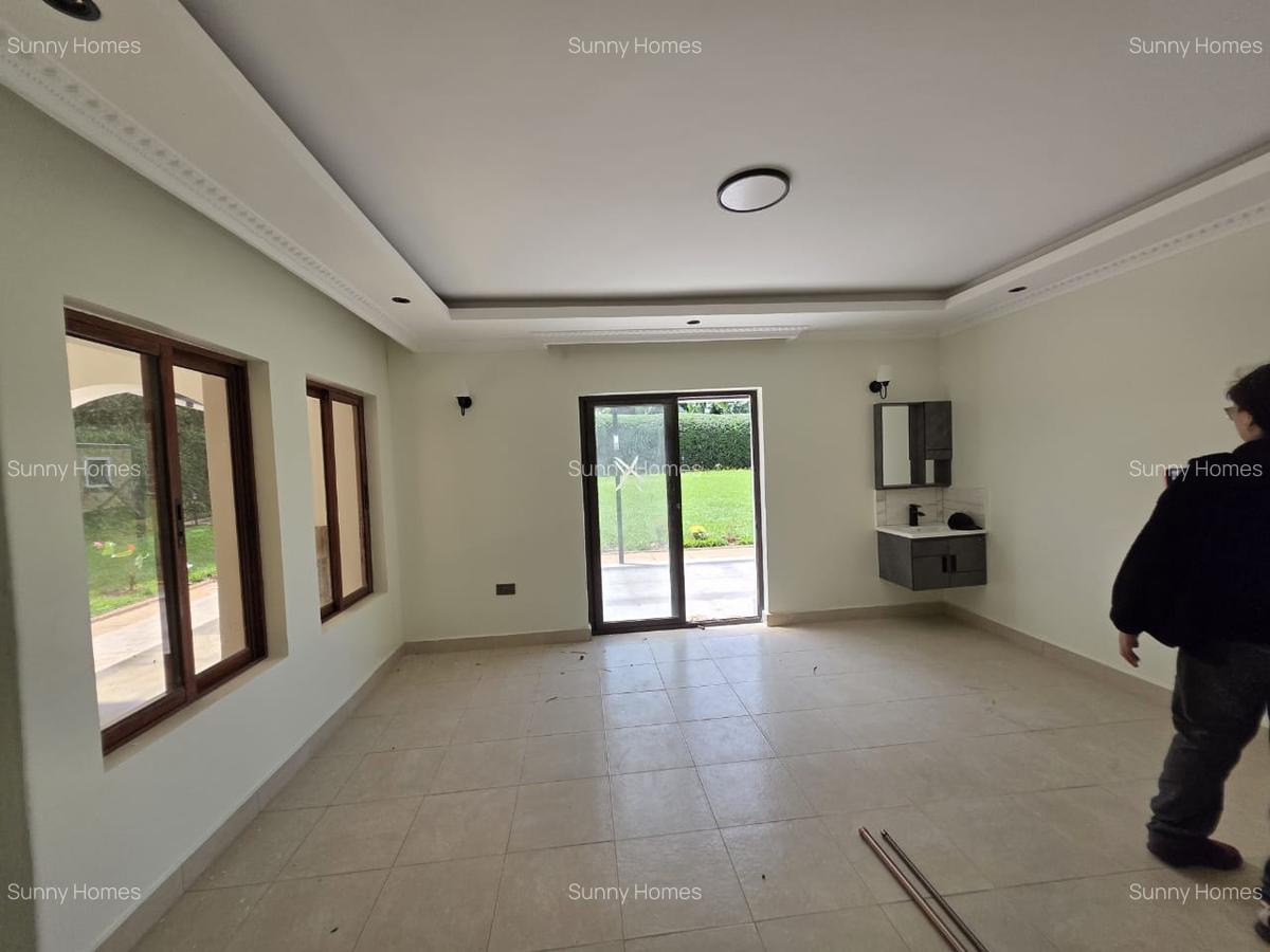 5 Bed House with En Suite at New Kitusuru - 10