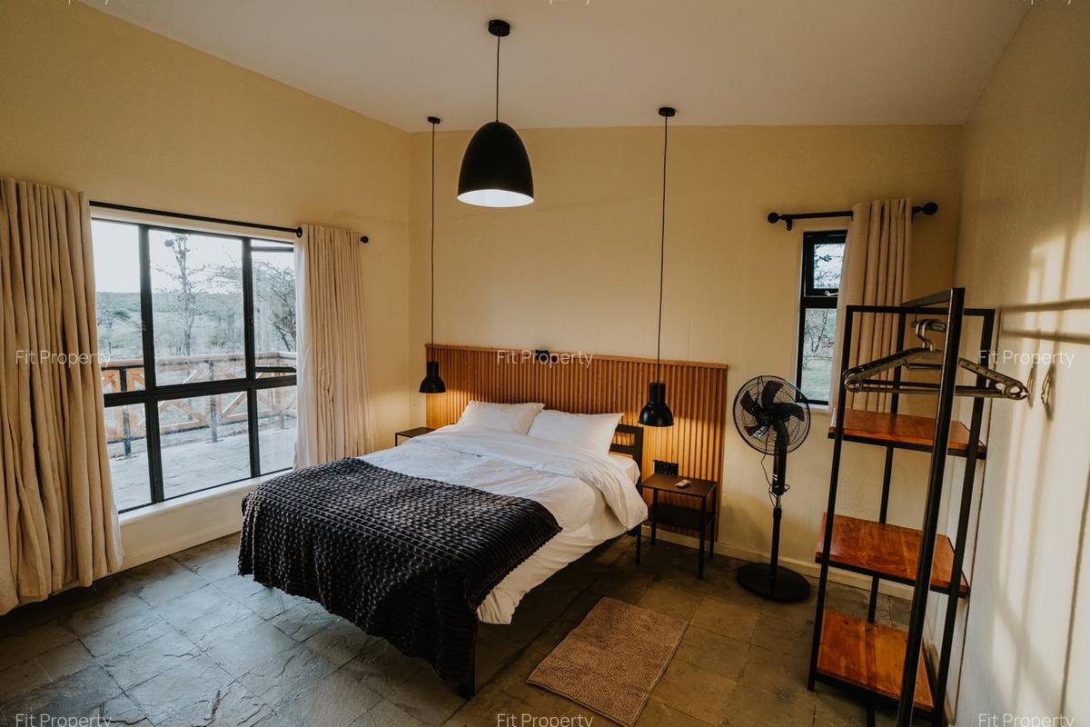 Furnished 5 ac Commercial Property with Parking at Maasai Mara - 4