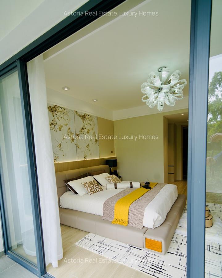 4 Bed Apartment with En Suite at 2026-405 - 14
