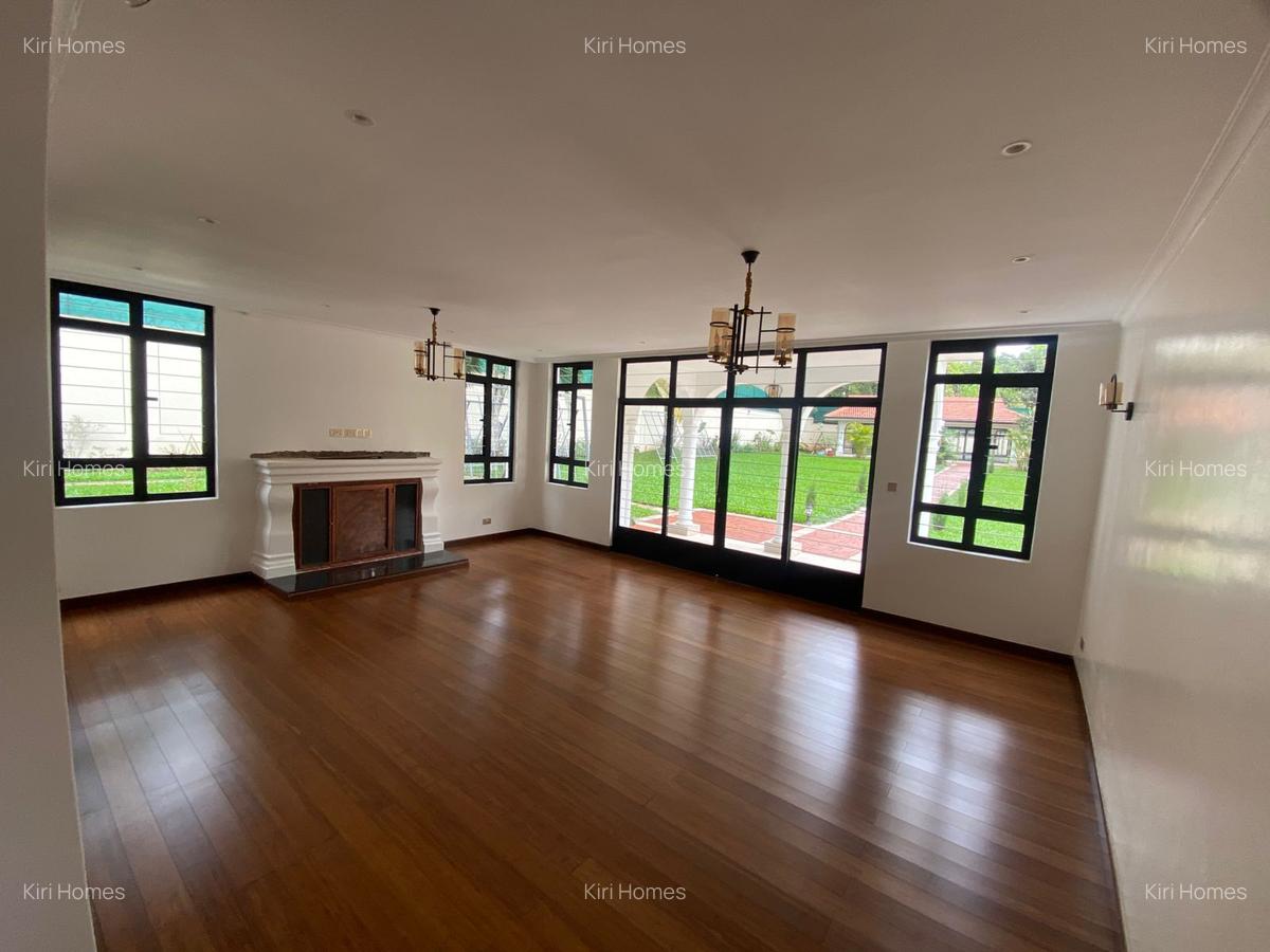 7 Bed Townhouse with En Suite in Runda - 3
