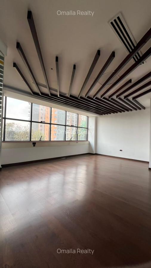 5,078 ft² Commercial Property with Service Charge Included in Westlands Area - 12