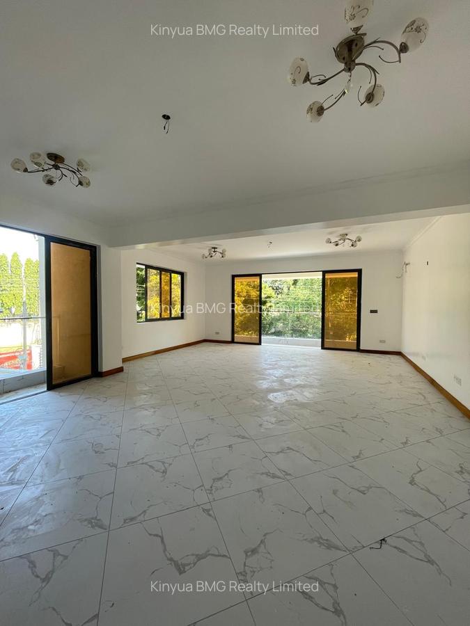 Serviced 3 Bed Apartment with En Suite in Nyali Area - 7