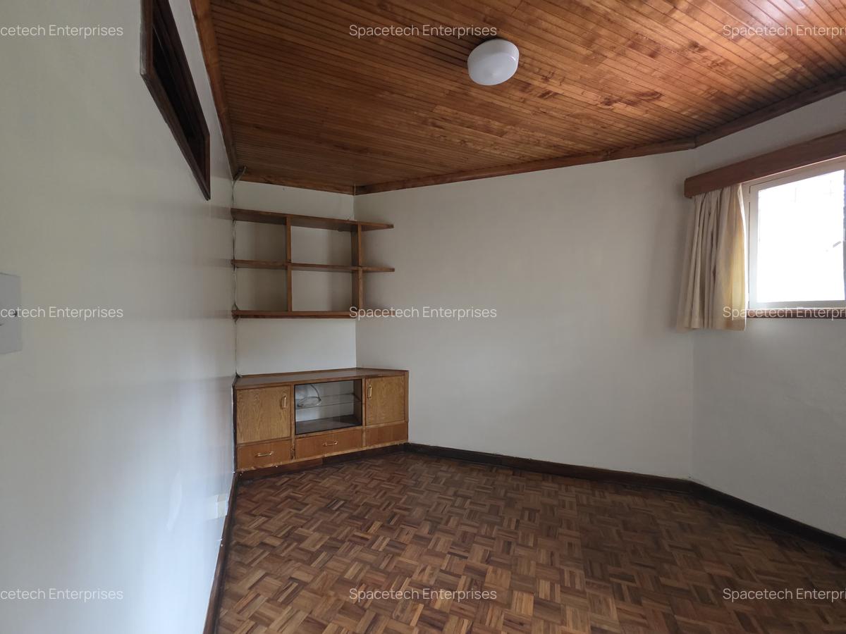 5 Bed House with Staff Quarters in Muthaiga - 11