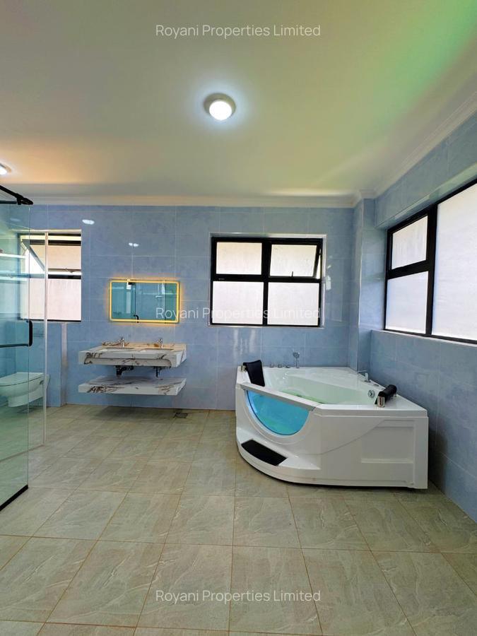 4 Bed House with En Suite in Tatu City - 11