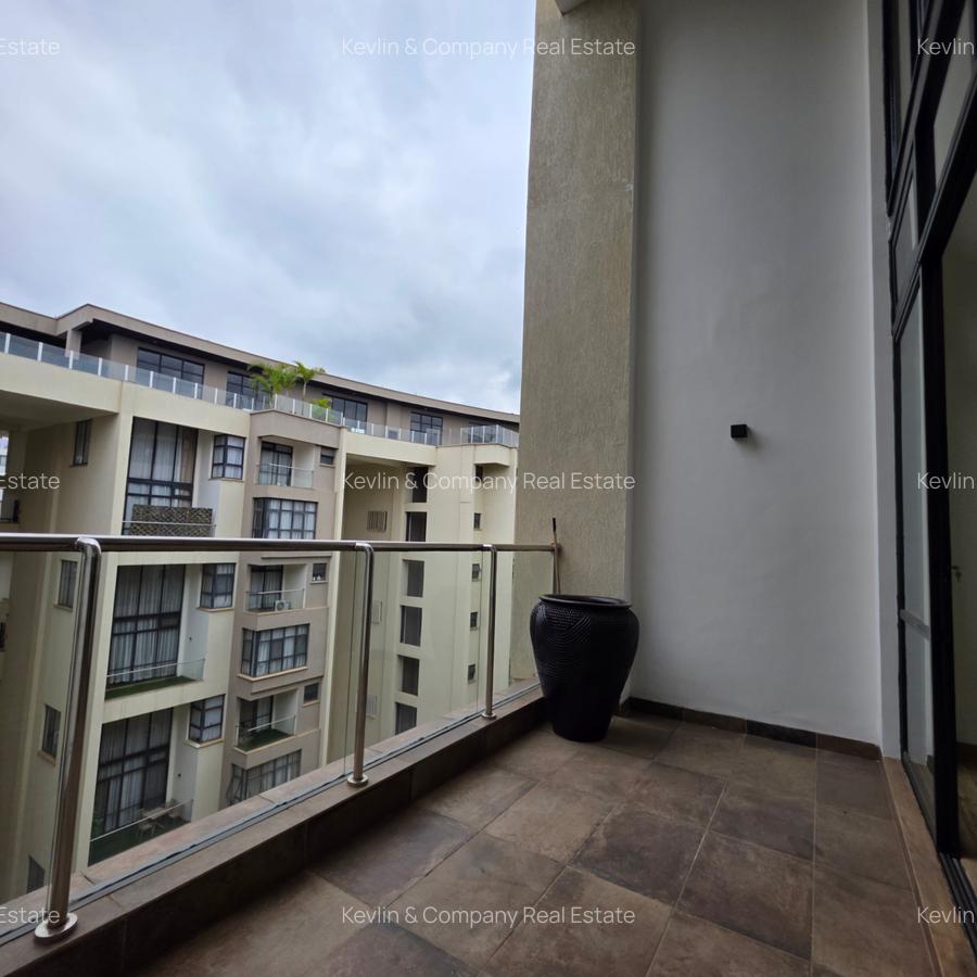 4 Bed Apartment with En Suite in Riverside - 1