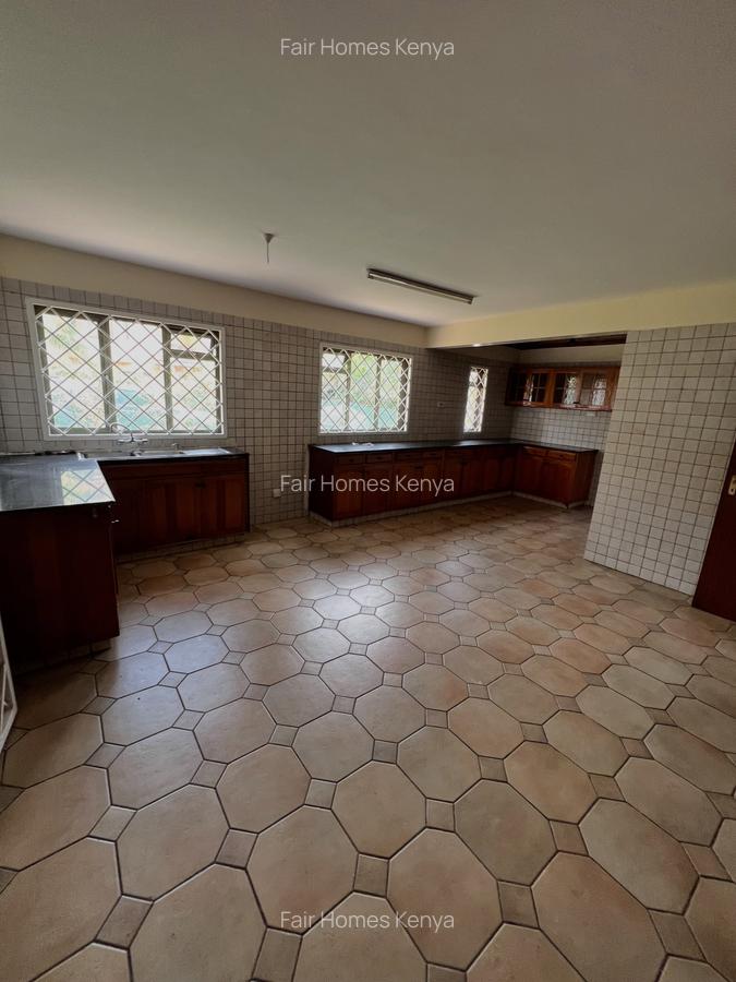 4 Bed Townhouse with En Suite at Gitanga Road - 7