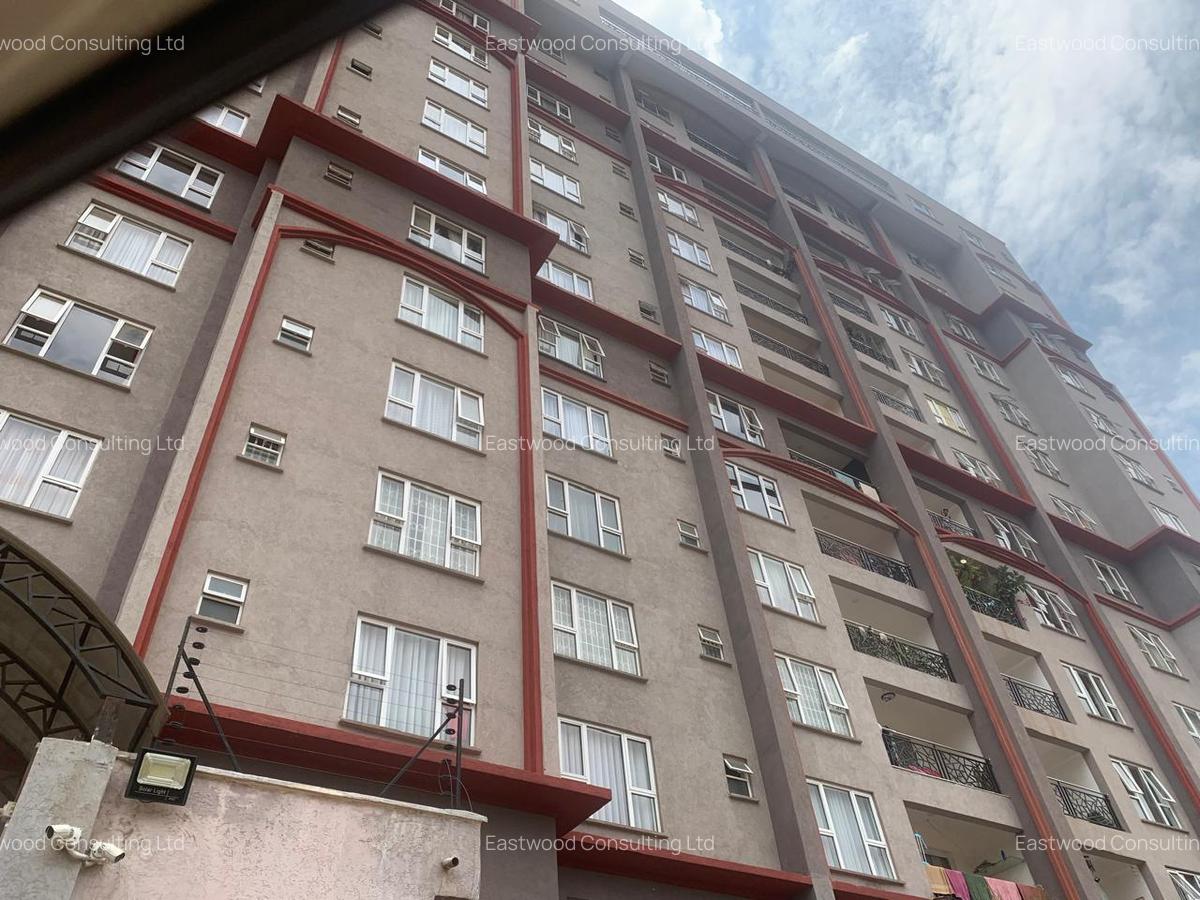 3 Bed Apartment with En Suite in Parklands - 1
