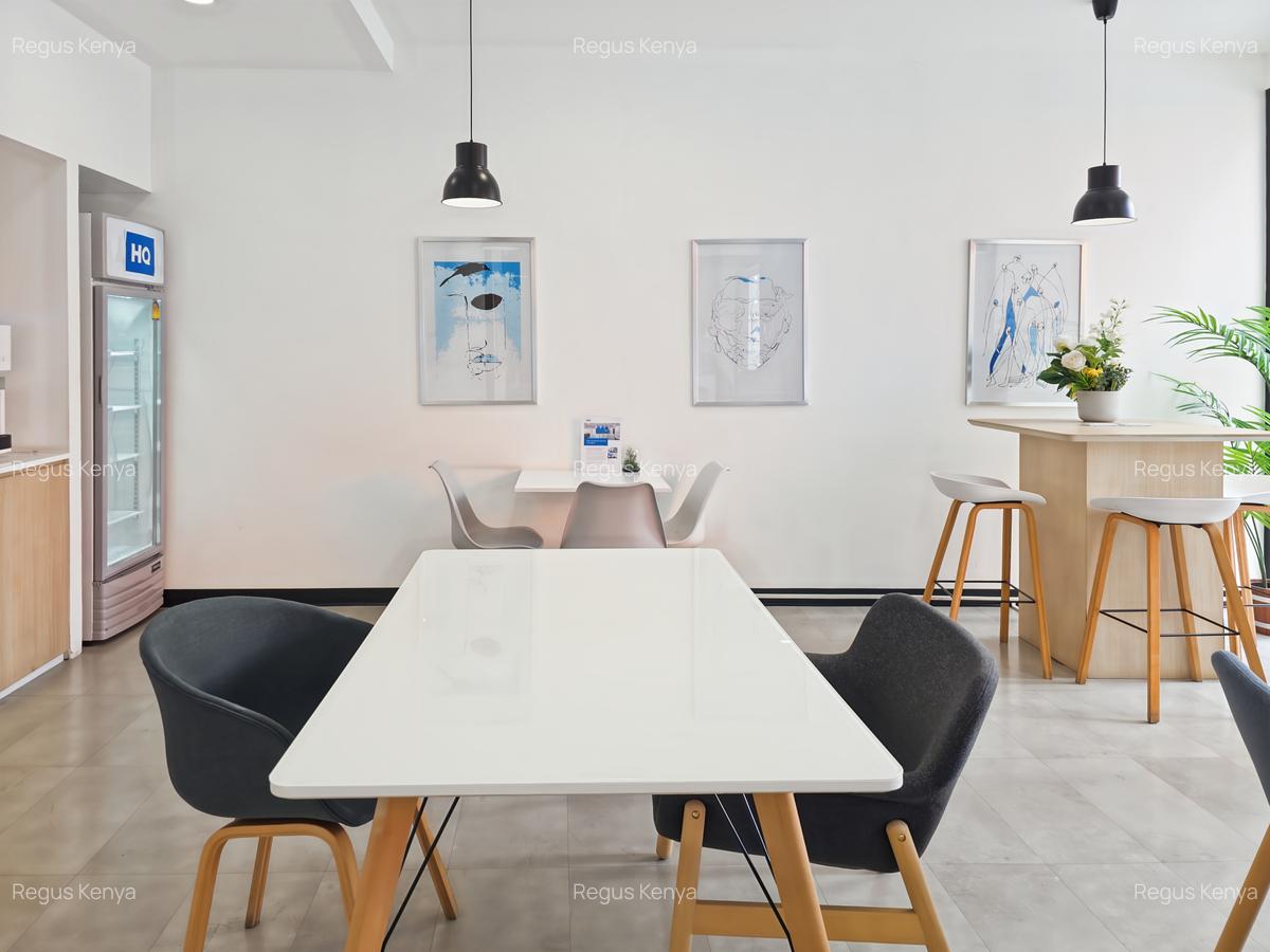 Furnished 15 m² Office with Service Charge Included at United Nations Cres - 7