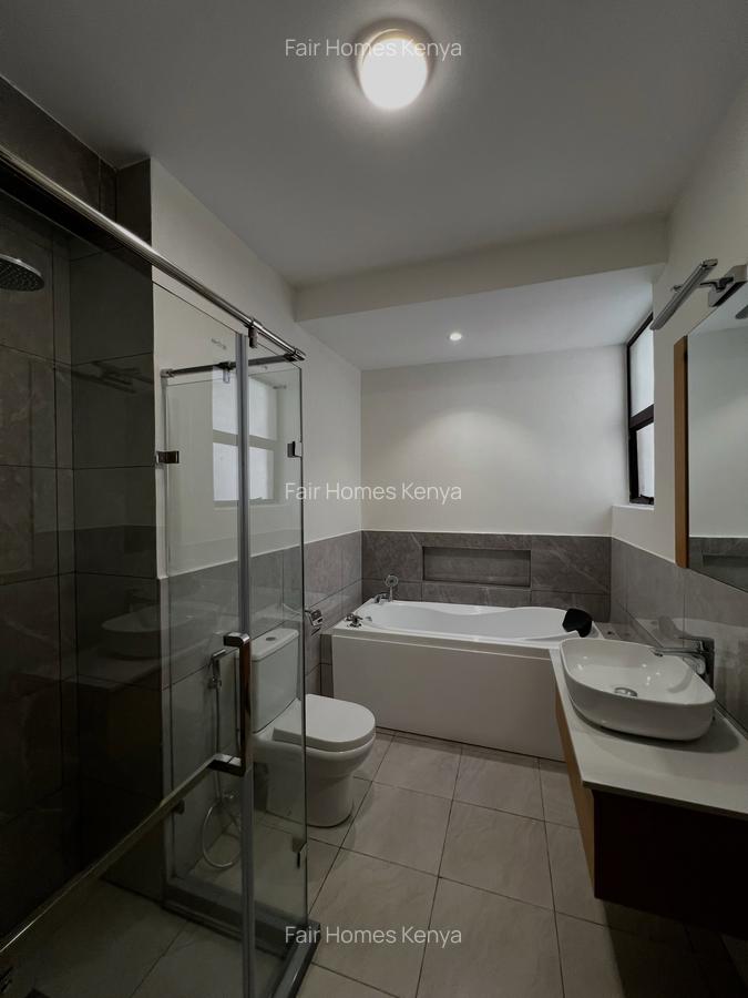 3 Bed Apartment with En Suite at Oloitoktok Road - 17