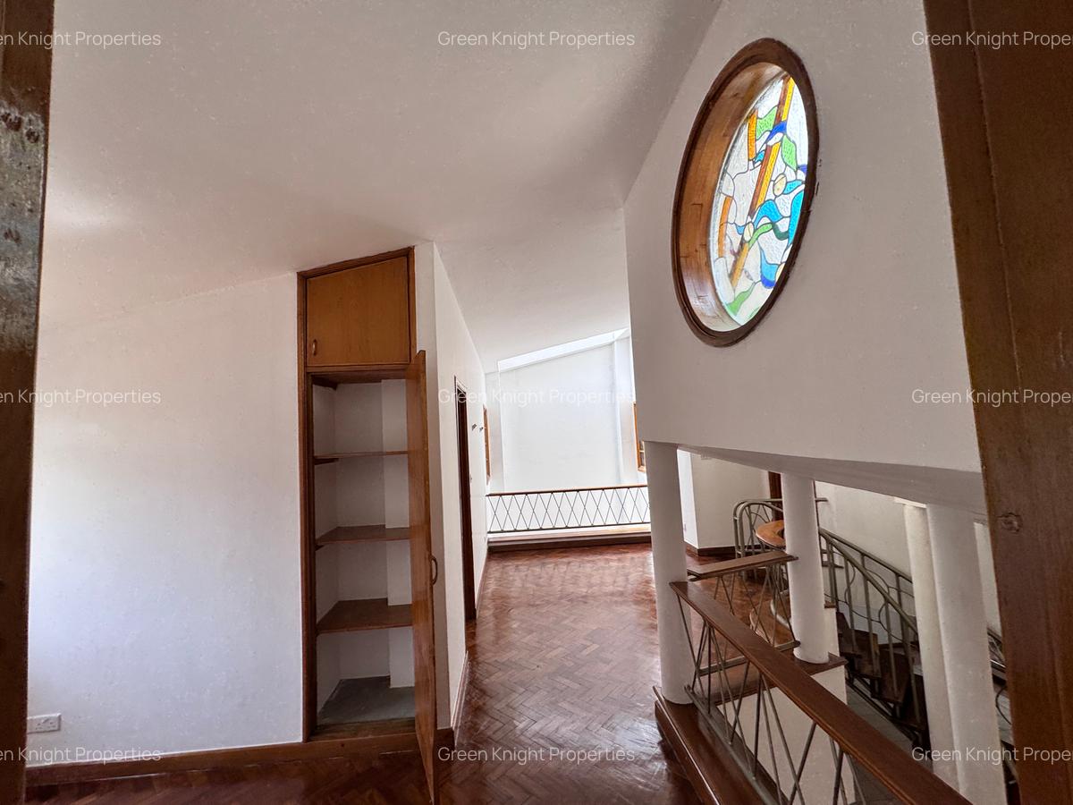 4 Bed Townhouse with En Suite in Kilimani - 8