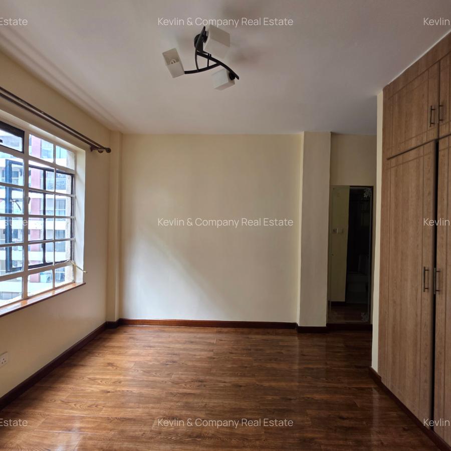 3 Bed Apartment with En Suite in Lavington - 14