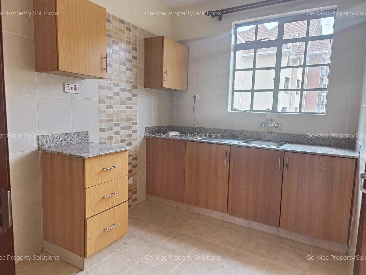 3 Bed Apartment with En Suite in Kiambu Road - 3