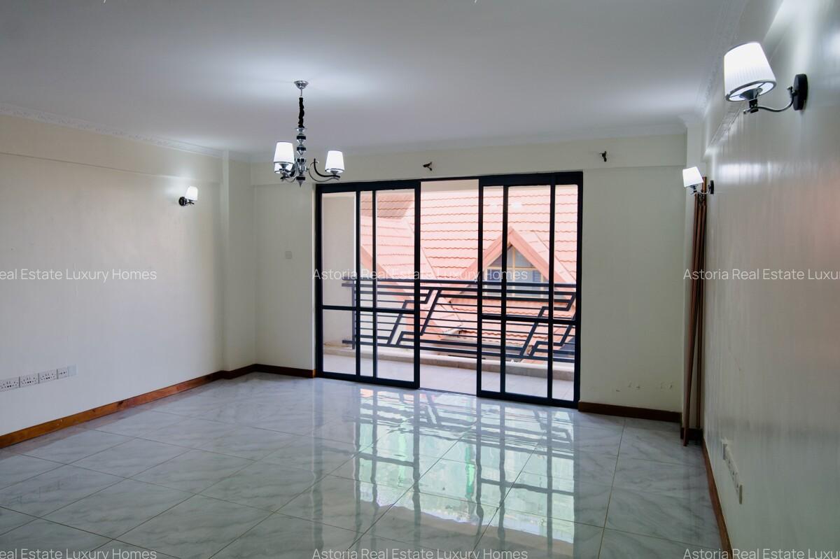 2 Bed Apartment with En Suite at 2026-411 - 3