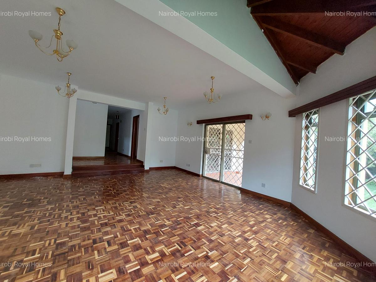 4 Bed Townhouse with En Suite at Lavington Villas - 14