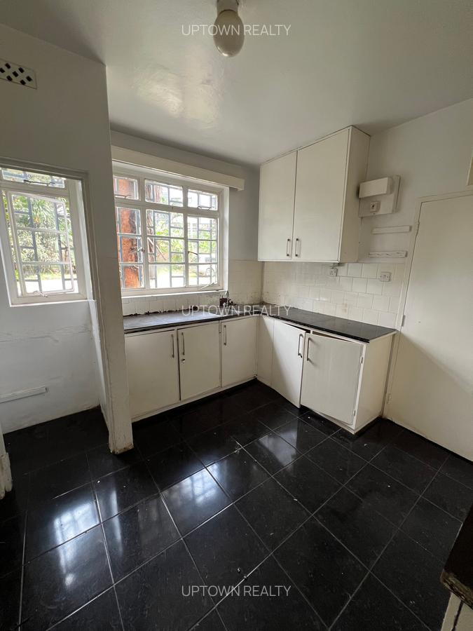 3 Bed Townhouse with Garden at Rhapta Road - 5