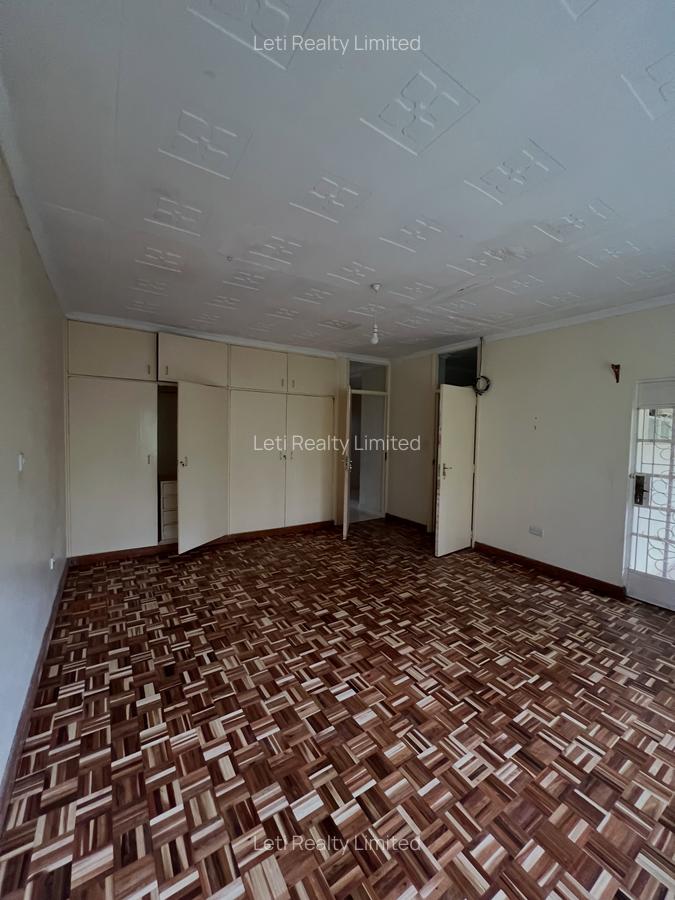 4 Bed Townhouse with En Suite in Kilimani - 6