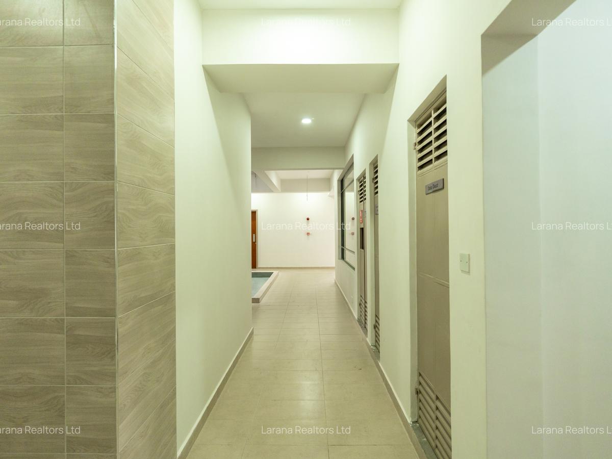7,000 ft² Office with Backup Generator at George Padmore Rd - 13