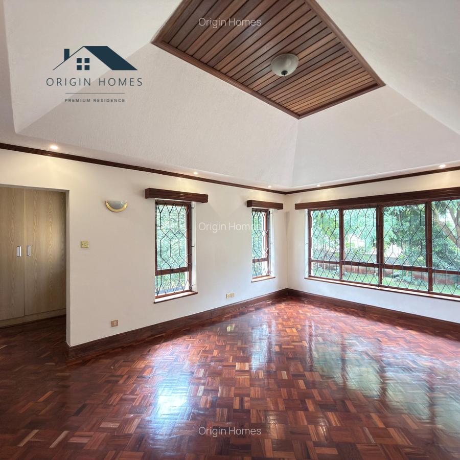 5 Bed House with En Suite at Runda - 9
