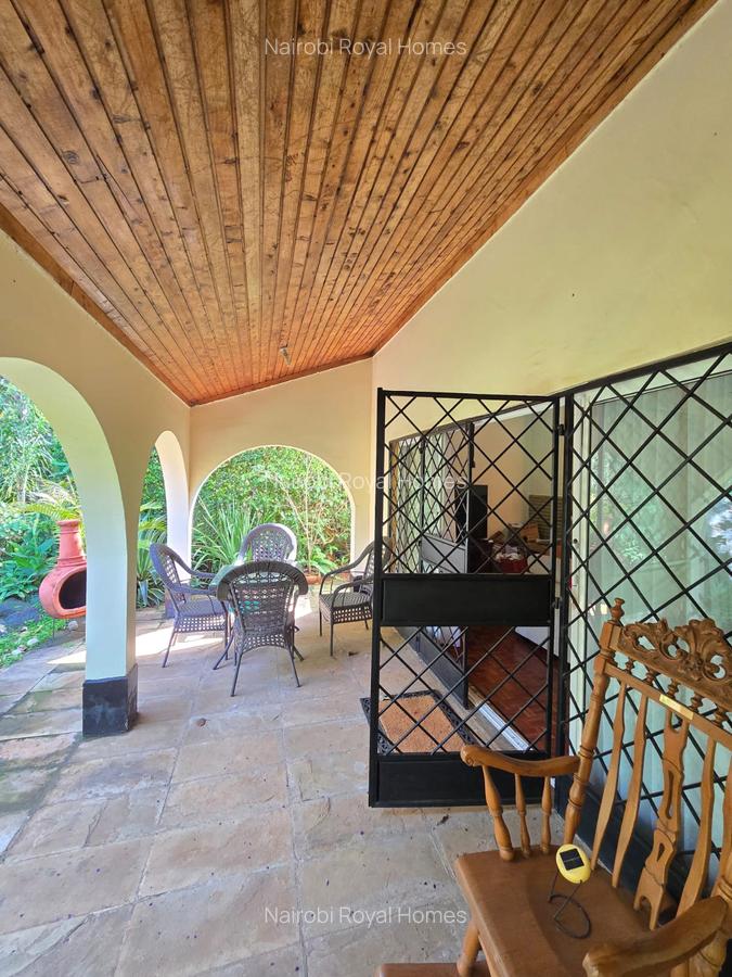 4 Bed House with En Suite at Loresho Road - 19